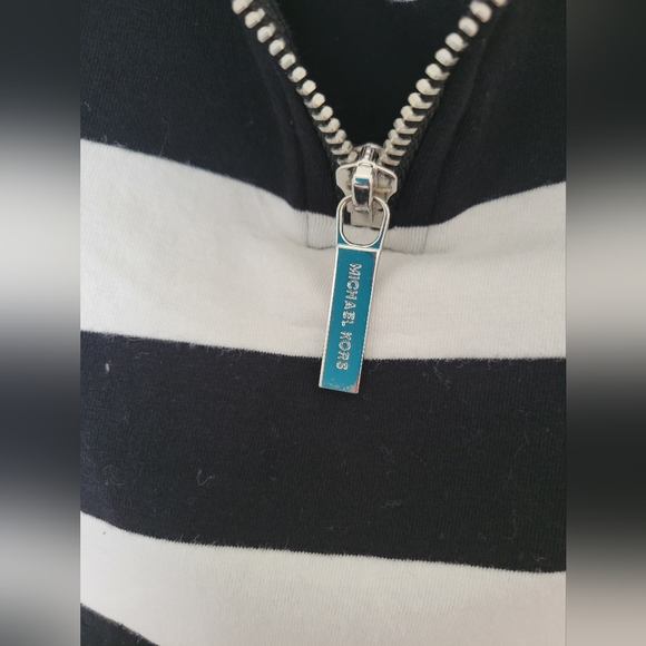 Michael Kors T-shirt Dress - Picture 5 of 6